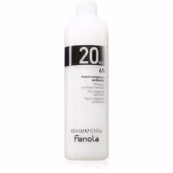 Ottieni un risultato perfetto per la tua tintura dei capelli. L’emulsione attivante Fanola Oxidante agisce da agente ossidant ...