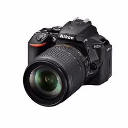Nikon D5600 + AF-S DX 18-105mm G ED VR + 8GB SD, 24,2 MP, 6000 x 4000 Pixel, CMOS, Full HD, Touch screen, Nero
