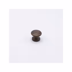 Il pomolo tondo effetto rame con cerchio inciso nel centro di 32x27mm è un prodotto di alta qualità e durata, realizzato con ...