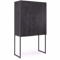 Un mobile capiente ma compatto, usa la credenza "Dorset" in cucina o nel soggiorno e non avrai mai più problemi per sistemare ...
