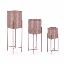 Il SET3 PortaVaso Naira presenta un design Tondo Alto Rosa che dona un tocco di delicatezza e eleganza all'ambiente circostan ...