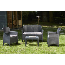 Set salotto da esterno Ostuni, Set da giardino con 2 poltrone, 1 divano ed 1 tavolino, Salottino effetto rattan con cuscini, 100% Made in Italy,