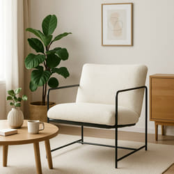 Poltrona Appare, Poltrona rivestita in tessuto bouclÃ©, Sedia imbottita, Seduta con braccioli in metallo, 61x67h75 cm, Bianco