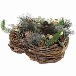 Caratteristiche: Portacandele con pighe e bacche verde in legno Colore: verde Dimensioni:19x19h9,5 cm Struttura in legno rive ...