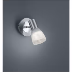 Il faretto LEVISTO di Trio Lighting presenta una struttura con base rotonda in metallo di colore nichel opaco e spot orientab ...