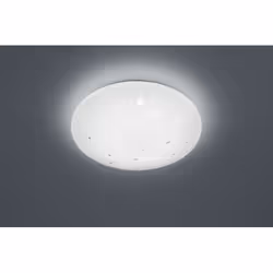 La lampada da soffitto ACHAT di Trio Lighting ha una struttura rotonda realizzata interamente in plastica bianca con cristall ...
