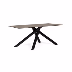 Tavolo in ceramica con gambe in acciaio Questo elegante tavolo misura 180x90x76 cm ed è caratterizzato da un piano in ceramic ...