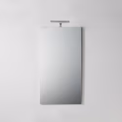 Specchio da bagno con luce da 45 x 90 cm design semplice A tutti coloro che necessitano di uno specchio semplice, che si adat ...