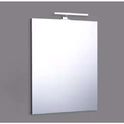 Specchio per bagno con luce a led inclusa, cm 70x60 Scegliere i complementi giusti per il bagno non è mai facile viste le sem ...