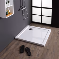Piatti doccia quadrato 90x90 in acrilico sottile e reversibile Il piatto doccia quadrato in acrilico nella misura 90x90 ha un ...