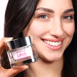 Veralab UpLift Crema Viso Rimpolpante Opacizzante 50ml - Vista aggiuntiva 4