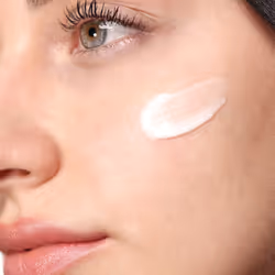 Veralab UpLift Crema Viso Rimpolpante Opacizzante 50ml - Vista aggiuntiva 6