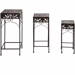 Descrizione: Questo set composto da 3 fioriere per balconi supporto per piante è realizzato in ferro battuto ricco di decoraz ...