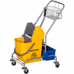 Descrizione: Il nostro carrello pulizie HOMCOM con strizzatore è l'alleato ideale per la pulizia professionale dei pavimenti. ...