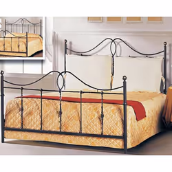 Letto matrimoniale in ferro battuto Manolo verniciato color antracite con riflessi ramati composta da testata pediera longher ...