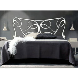 Letto matrimoniale con testiera in ferro bianco e contenitore 170x200xh.130 cm