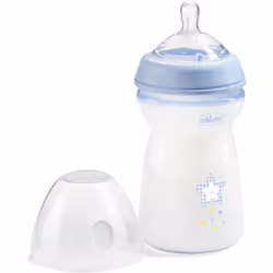 Nei momenti in cui non è possibile allattare il bambino al seno, il biberon Chicco Natural Feeling Boy diventa uno strumento  ...