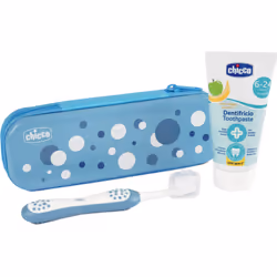 Lo spazzolino da denti Chicco Always Smiling Set 6m+ abitua giocosamente i bambini a lavarsi i denti. Grazie al design allegr ...
