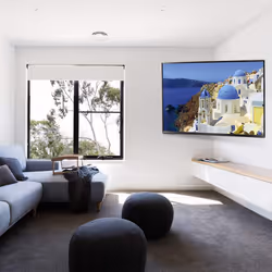 Techly Staffa Universale Full-Motion per Fissaggio a Parete ad Angolo TV 32-70"