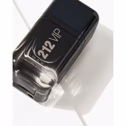 Carolina Herrera 212 VIP Black 50 ml Uomo - Vista aggiuntiva 4
