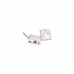 Il tostapane quadrato da 20x20 cm è un utensile indispensabile per chi ama il pane dorato. Realizzato in acciaio stagnato, qu ...