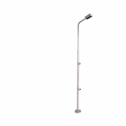 La Doccia in Acciao Inox con Rubinetto Lavapiedi di Gre è una doccia da giardino dal design minimalista., La sua linea sempli ...