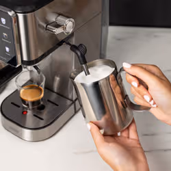 Ufesa Arona Automatica/Manuale Macchina per espresso 1 L - Vista aggiuntiva 7