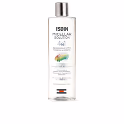 La Isdin Soluzione Micellare Detersione 400ml è un innovativo prodotto per la pulizia del viso che offre ben quattro benefici ...