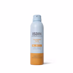 Isdin Fotoprotector Wet Skin è uno spay trasparente molto leggero sulla pelle con fattore di protezione 50 ideale per protegg ...
