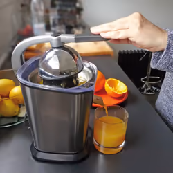 Black & Decker BXCJ100E spremiagrumi Centrifuga spremiagrumi 1000 W Acciaio inox - Vista aggiuntiva 4