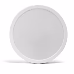 Le plafoniere slim, grazie al loro design minimal, sono la soluzione più versatile per illuminare un ambiente con installazio ...