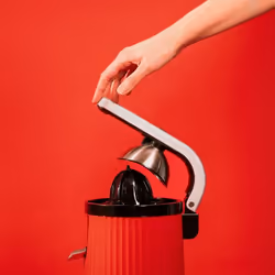 Cecotec Xqueeze RetroJuice 600 Estrattore di succo 600 W Nero, Rosso, Acciaio inox - Vista aggiuntiva 6