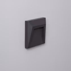 Il Segnapasso per Esterni LED 1.5W Superficie Parete Clover è un elemento di segnalazione con un design elegante e moderno ch ...