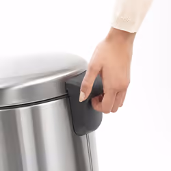 Brabantia 114021 Poubelle à Pédale Newicon avec Seau en Plastique, 20 L - Acier Mat