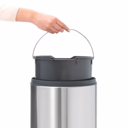 Brabantia - 115349 - Poubelle Touch Bin Unie New, 30 L - INOX Mat - Vista aggiuntiva 4