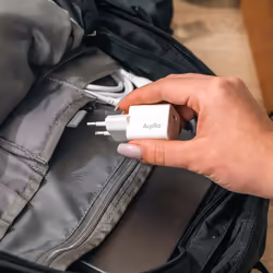 Aqiila Chargebird W1 Universale Bianco AC Ricarica rapida Interno