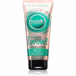 Hai la sensazione che i tuoi capelli abbiano bisogno di cure più intense di quelle fornite dai balsami? La maschera per capel ...