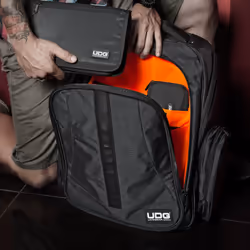 UDG GEAR U9102BL/OR Controllo per DJ Zaino Nylon Nero, Arancione - Vista aggiuntiva 8