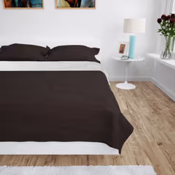 Il nostro copriletto trapuntato è ideale per rimanere caldi durante le notti fredde. Il design reversibile e la trapuntatura ...