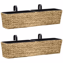 Questo adorabile set di fioriere è composto da 2 fioriere in giacinto d'acqua e 4 vasi rimovibili. Realizzato in giacinto d'a ...
