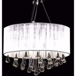 Numero di cristalli: 85 Colore: bianco, cromato Materiale: metallo, vetro Altezza totale: 50 cm. Diametro totale: 45 cm. Lamp ...
