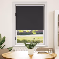 Le tende a rullo oscuranti sono la soluzione perfetta per ridurre al 100% la luce. Questo li rende la scelta ideale per blocc ...