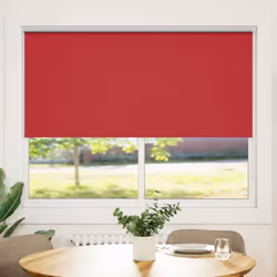 Le tende a rullo oscuranti sono la soluzione perfetta per ridurre al 100% la luce. Questo li rende la scelta ideale per blocc ...
