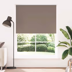 Le tende a rullo oscuranti sono la soluzione perfetta per ridurre al 100% la luce. Questo li rende la scelta ideale per blocc ...
