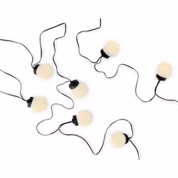 Luci Di Natale 20 Led Bianco Caldo 950cm filo nero Aggiungi un tocco di magia al tuo Natale con queste Luci Di Natale 20 Led. ...