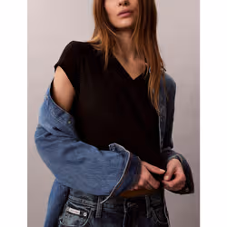 Calvin Klein T-shirt con scollo a V in cotone a costine - Vista aggiuntiva 5