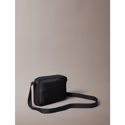 Calvin Klein Borsa per fotocamera in nylon con logo in evidenza - Vista aggiuntiva 2