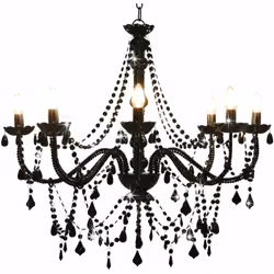 Caratterizzato da un design stravagante, questo fantastico lampadario decorato con perle di colore nero donerà sicuramente un ...