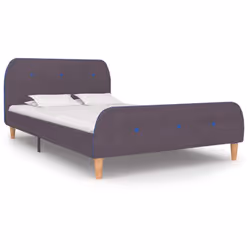 Questo giroletto dallo stile classico diventerà il punto focale della vostra camera da letto. Caratterizzato da un design sob ...