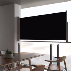 Questa tenda da sole laterale semplice ma elegante crea un piccolo angolo accogliente e garantisce allo stesso tempo la priva ...